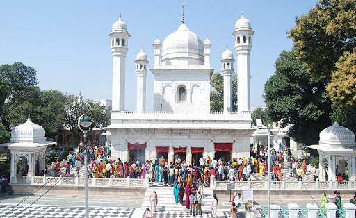 Guru Ram Rai Gurudwara dehradun taxi service