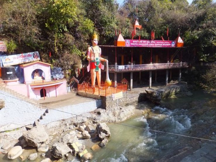 tapkeshwar temple dehradun taxi service